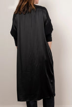 Load image into Gallery viewer, M.A.Dainty - Dipper Cardigan Black