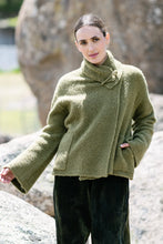 Load image into Gallery viewer, M.A Dainty - Shetland Cardigan (Grass)