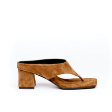 Load image into Gallery viewer, Elyson Footwear - Quartz (Choc)