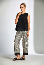 Load image into Gallery viewer, Peruzzi - Broderie Top (Black)