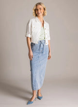 Load image into Gallery viewer, Yest - Samma Essential (Off White)
