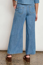 Load image into Gallery viewer, Zoe Kratzmann - Affinity Jean (Mid Wash Denim)
