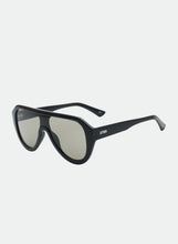 Load image into Gallery viewer, OTRA Sunglasses - Cameron (Black/Smoke) (CAMR-BLKSMK-397)
