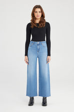 Load image into Gallery viewer, Cup Of Joe Denim - Aura (Medium) Blue

