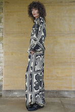 Load image into Gallery viewer, Curate by Trelise Cooper - KICK PLEAT Pant
