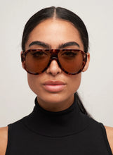 Load image into Gallery viewer, OTRA Sunglasses - Cameron (Tort/ Brown) (CAMR-TRTBRN-962)
