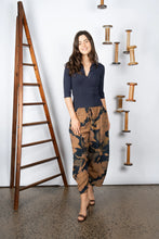 Load image into Gallery viewer, M.A Dainty - Niko Pant (Blue Floral)
