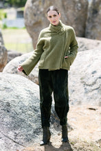 Load image into Gallery viewer, M.A Dainty - Shetland Cardigan (Grass)
