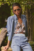 Load image into Gallery viewer, Once Was - AURORA REVERSIBLE VISCOSE &amp; TENCEL FRINGE JACKET IN PETINOS FLOROS / BLUE ASH
