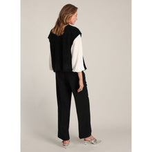 Load image into Gallery viewer, Yest - Delfina Black Glitter Vest
