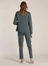 Load image into Gallery viewer, Yest - Dorothy blazer (black/off white)
