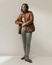 Load image into Gallery viewer, Paz Torras - Parka (Caramel)
