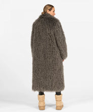 Load image into Gallery viewer, Ibana - Ceddy Faux Fur (Grey)
